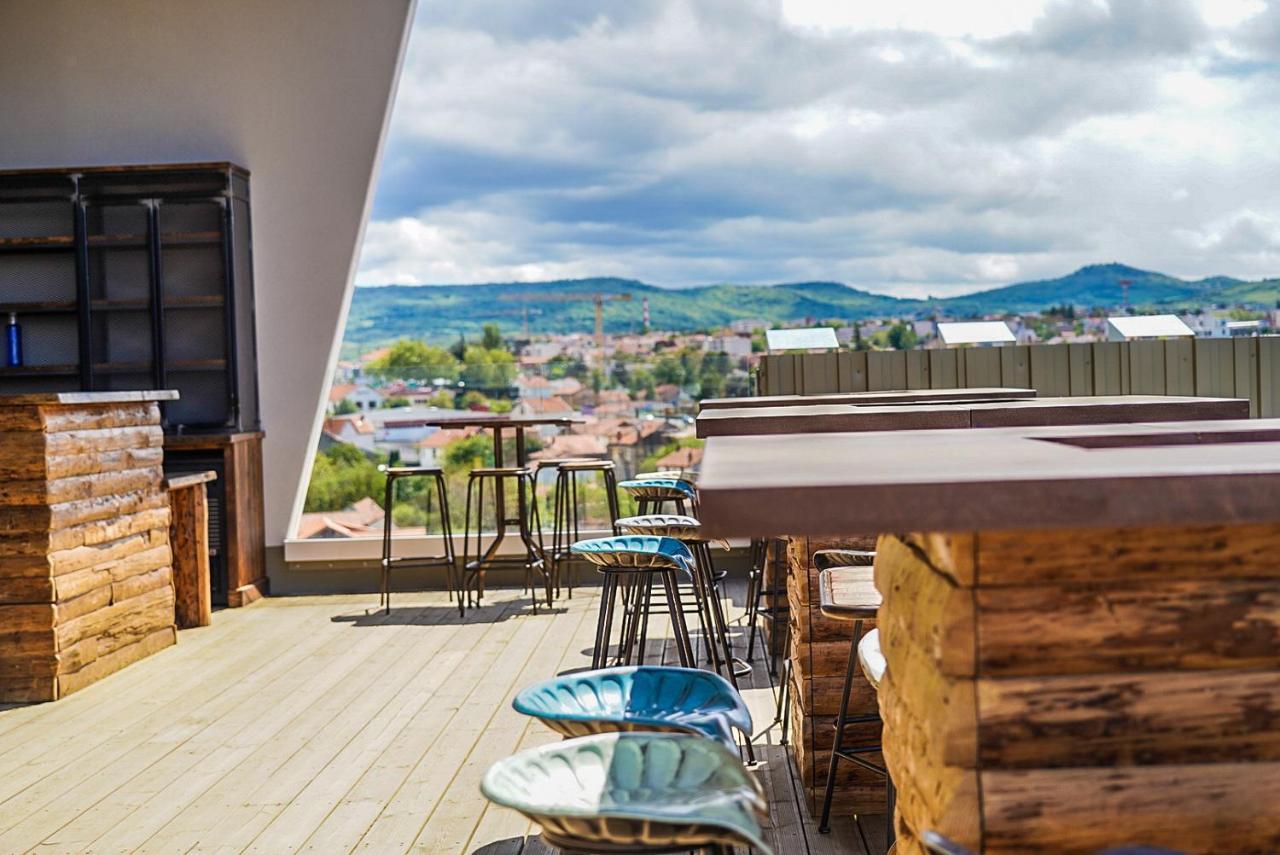 B&B HOTEL Clermont-Ferrand A71-A75 La Méridienne Exterior foto
